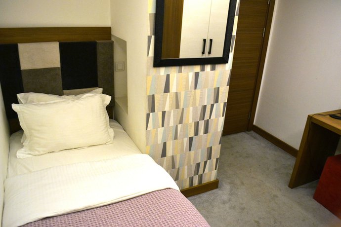 Imagen de la habitación del Rivada Hotel. Foto 4