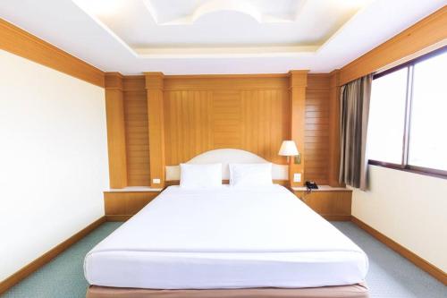 Imagen general del River Hotel. Foto 2