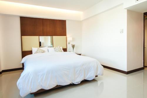 Imagen de la habitación del River Hotel. Foto 8