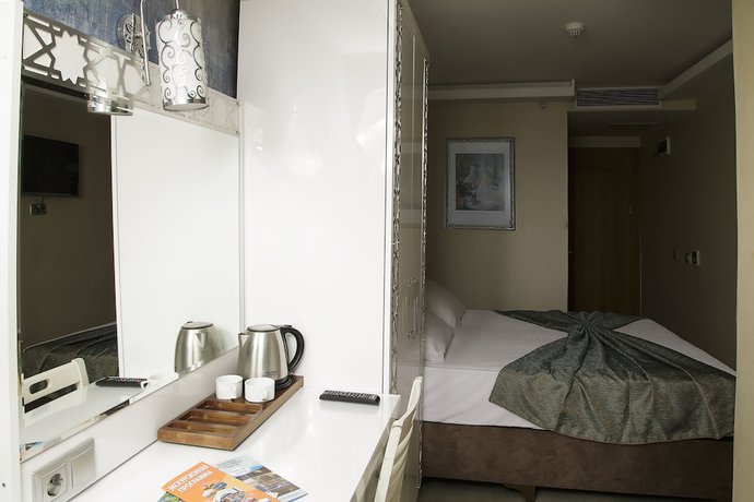 Imagen de la habitación del River Hotel, Fatih. Foto 16