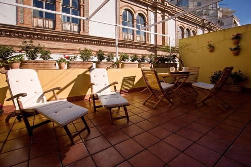 Imagen de los exteriores del River House. Foto 13