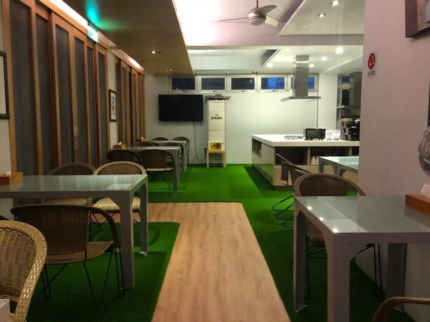 Imagen del bar/restaurante del Riverside Inn. Foto 2