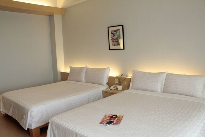 Imagen de la habitación del Riverside Inn. Foto 17