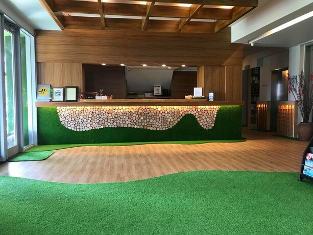 Imagen de los interiores del Riverside Inn. Foto 20