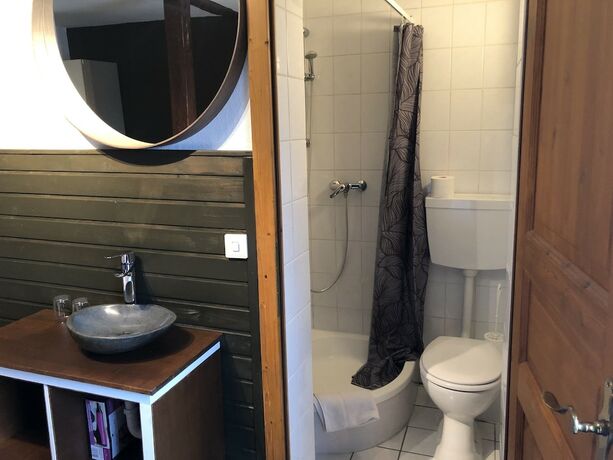 Imagen general del Riverside Inn. Foto 4