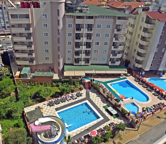 Imagen de la piscina del Riviera Apart. Foto 16
