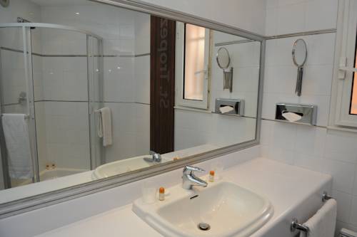 Imagen de la habitación del Riviera Beach Hotel. Foto 3