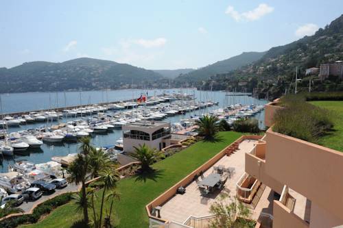 Imagen de la habitación del Riviera Beach Hotel. Foto 7