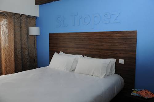 Imagen de la habitación del Riviera Beach Hotel. Foto 8