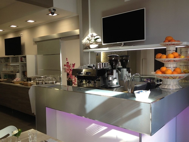 Imagen del bar/restaurante del Riviera Eden Palace. Foto 3