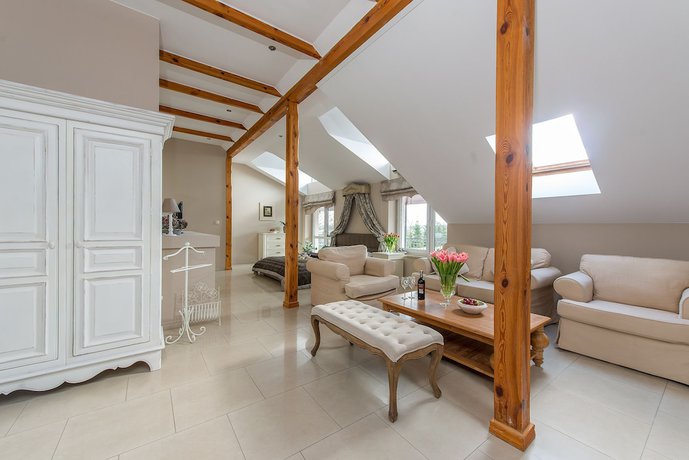 Imagen de la habitación del Riviera Resort Modlin Airport. Foto 6