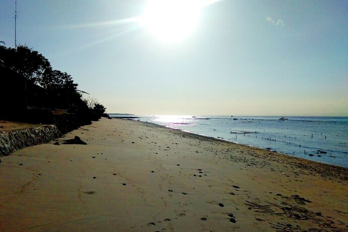 Imagen de los exteriores del Road Beach Homestay. Foto 32