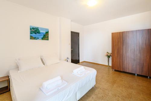 Imagen general del Robinson Beach Apartments. Foto 2