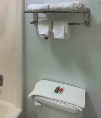 Imagen general del Rodeway Inn Augusta North Washington Rd.. Foto 7