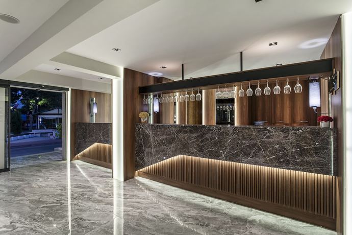 Imagen de los interiores del Rodinn Park Hotel. Foto 18