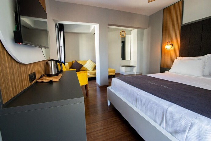 Imagen de la habitación del Rodis Hotel. Foto 2
