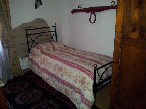 Imagen de la habitación del Rodrigo de Vivar. Foto 9
