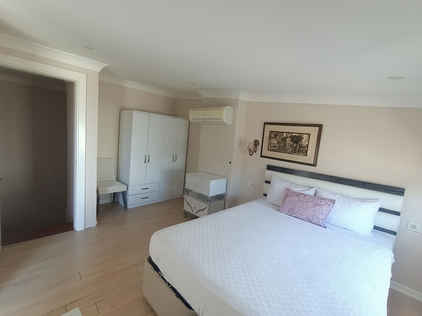 Imagen de la habitación del Rolex Hotel. Foto 10
