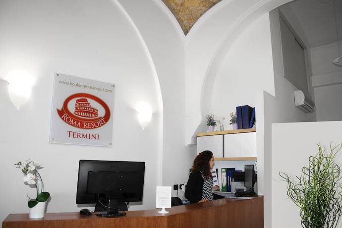 Imagen de los interiores del Roma Resort Termini. Foto 7