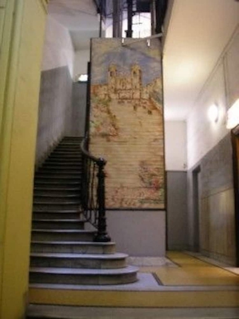 Imagen de los interiores del Roman Residence. Foto 19