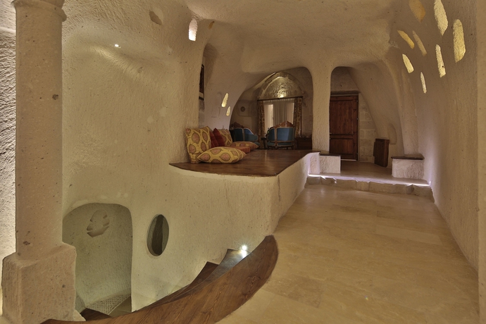 Imagen de los interiores del Romance Cave Suites. Foto 13
