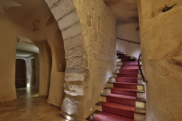 Imagen de los interiores del Romance Cave Suites. Foto 17