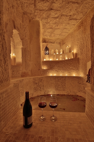 Imagen de la habitación del Romance Cave Suites. Foto 6