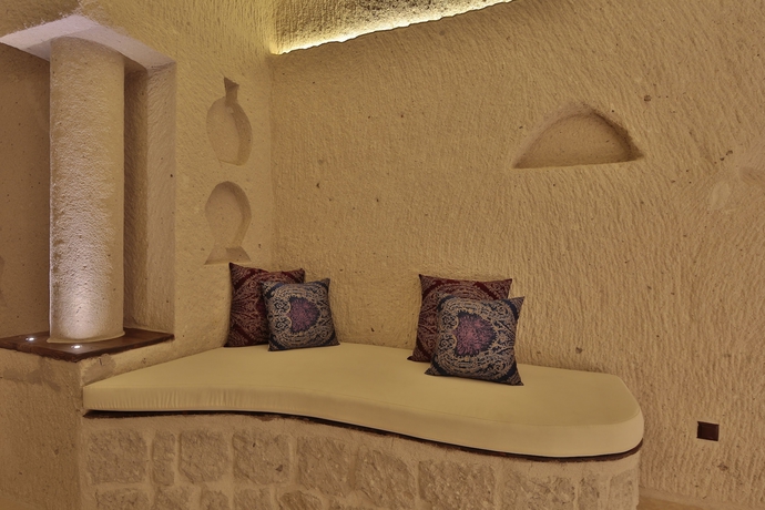 Imagen de los interiores del Romance Cave Suites. Foto 19