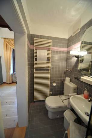 Imagen de la habitación del Romantik Hotel Schloss Hohenstein. Foto 3