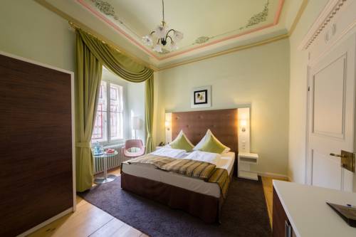 Imagen de la habitación del Romantik Hotel Schloss Hohenstein. Foto 11