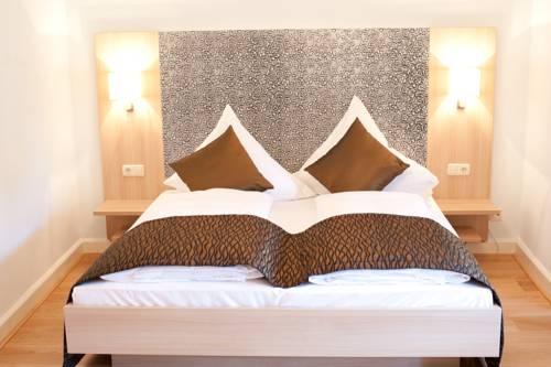 Imagen de la habitación del Romantik Hotel Schloss Hohenstein. Foto 14