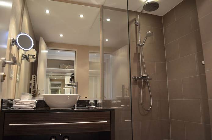 Imagen de la habitación del Romantik Hotel Schloss Rettershof. Foto 13