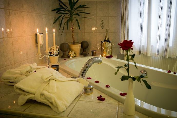 Imagen de la habitación del Romantik Hotel Zum Lindengarten. Foto 9