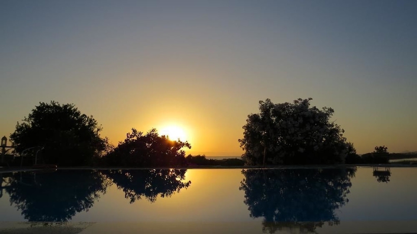 Imagen de la piscina del Romanzza Studios. Foto 14
