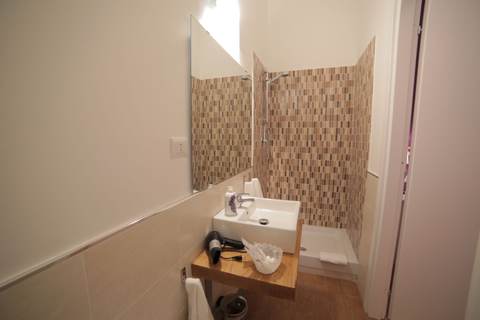 Imagen de la habitación del Rome Armony Suites. Foto 10