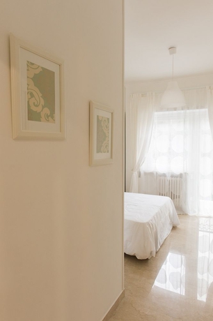 Imagen de la habitación del Rome y Suites. Foto 5