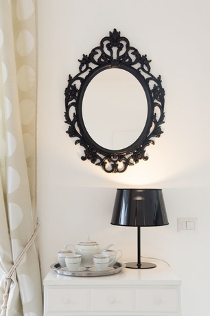 Imagen de los interiores del Rome y Suites. Foto 14