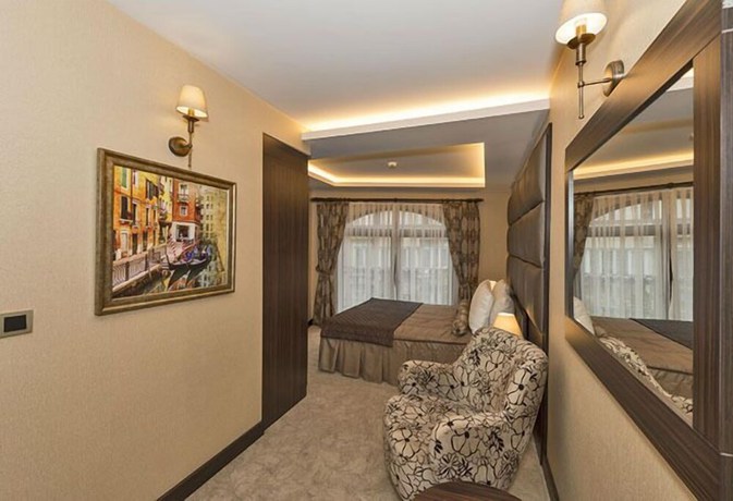 Imagen de la habitación del Romeo Hotel. Foto 14