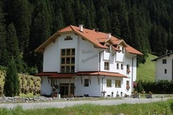 Imagen de los exteriores del Ronalds Appartements. Foto 4