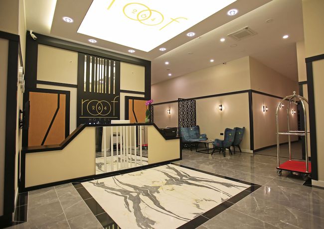 Imagen de los interiores del Roof 264 Hotel and Suites. Foto 19