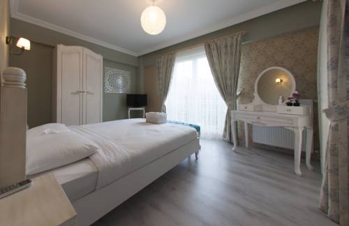 Imagen de la habitación del Room Room Hotel. Foto 2