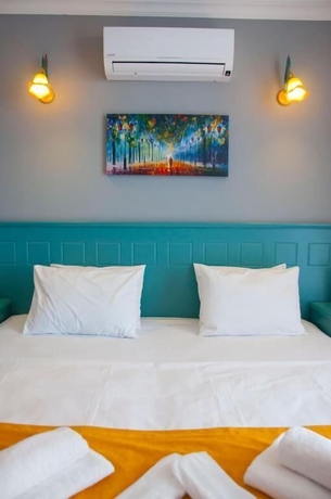 Imagen de la habitación del Room Room Motel. Foto 8