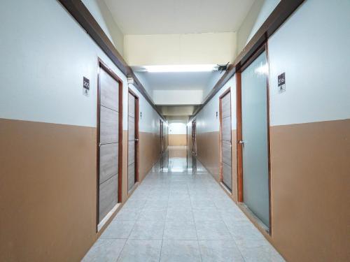 Imagen general del RoomQuest SPS Hotel and Residence. Foto 5
