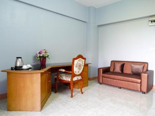 Imagen general del RoomQuest SPS Hotel and Residence. Foto 8
