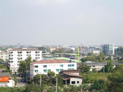 Imagen general del RoomQuest SPS Hotel and Residence. Foto 12