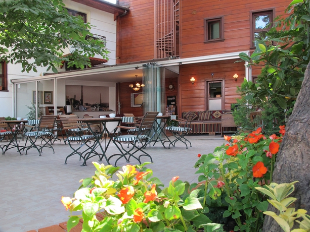 Imagen de los exteriores del Rose Garden Suites. Foto 15