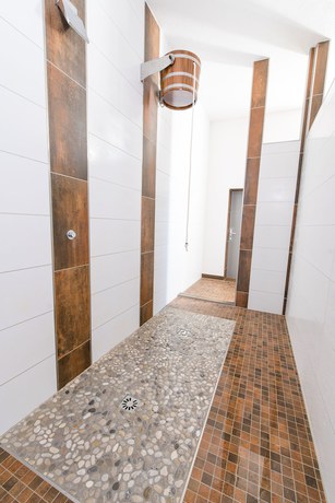 Imagen de la piscina del Rosenhotel, Sangerhausen. Foto 19