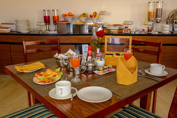 Imagen del bar/restaurante del Rosewood Apartment Hotel. Foto 18