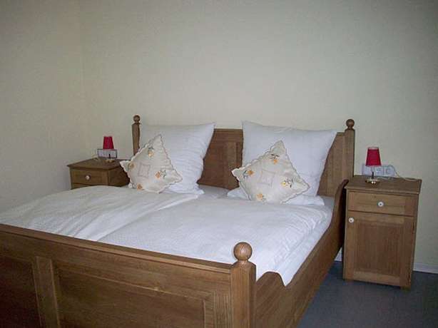 Imagen de la habitación del RotHweinHotel. Foto 13