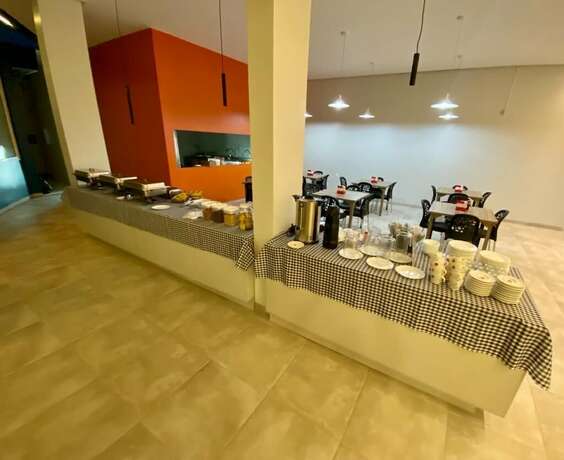 Imagen del bar/restaurante del Rota 232 Hotel. Foto 3